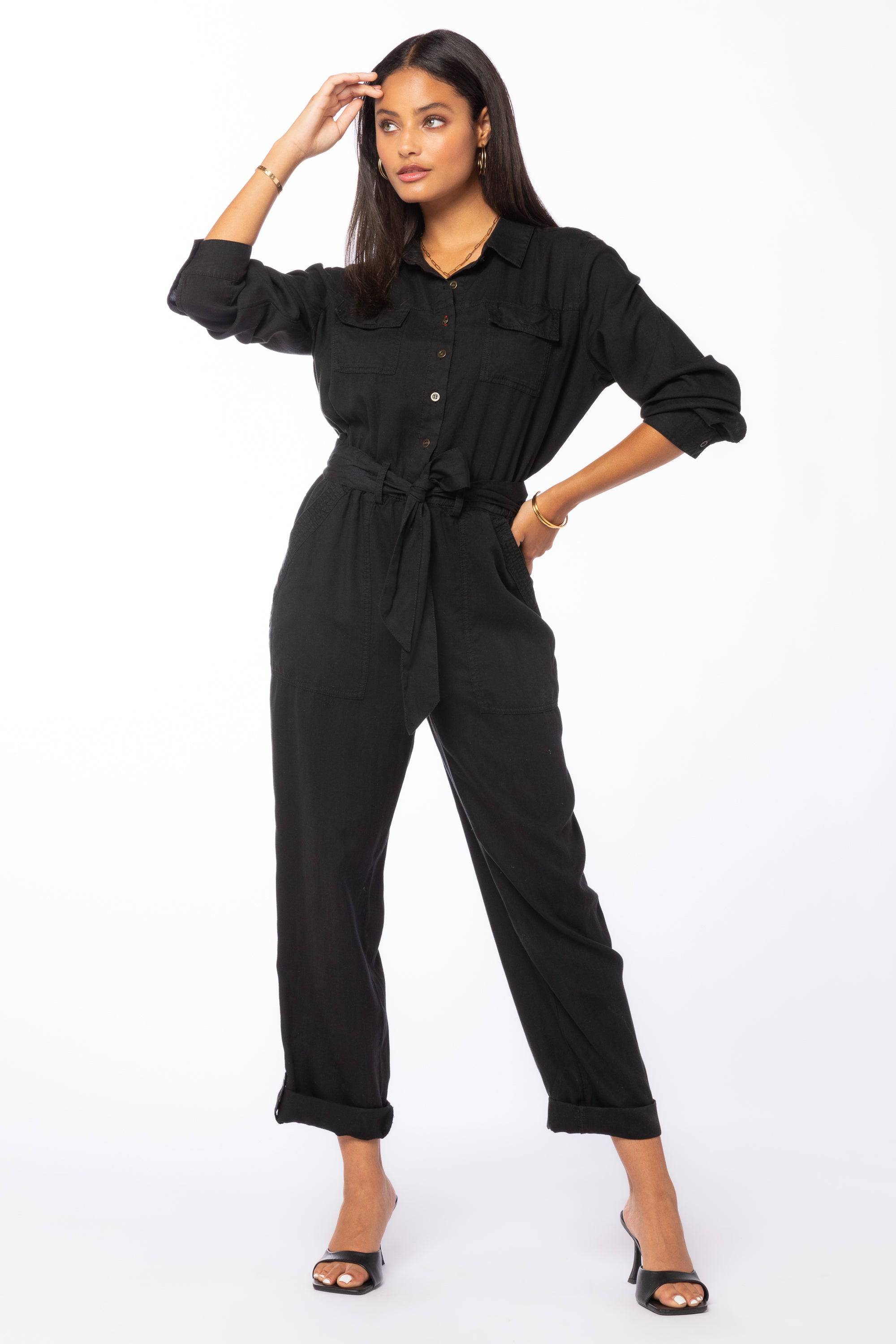 VIAVANDA LARE JUMP SUITS / BLACK-