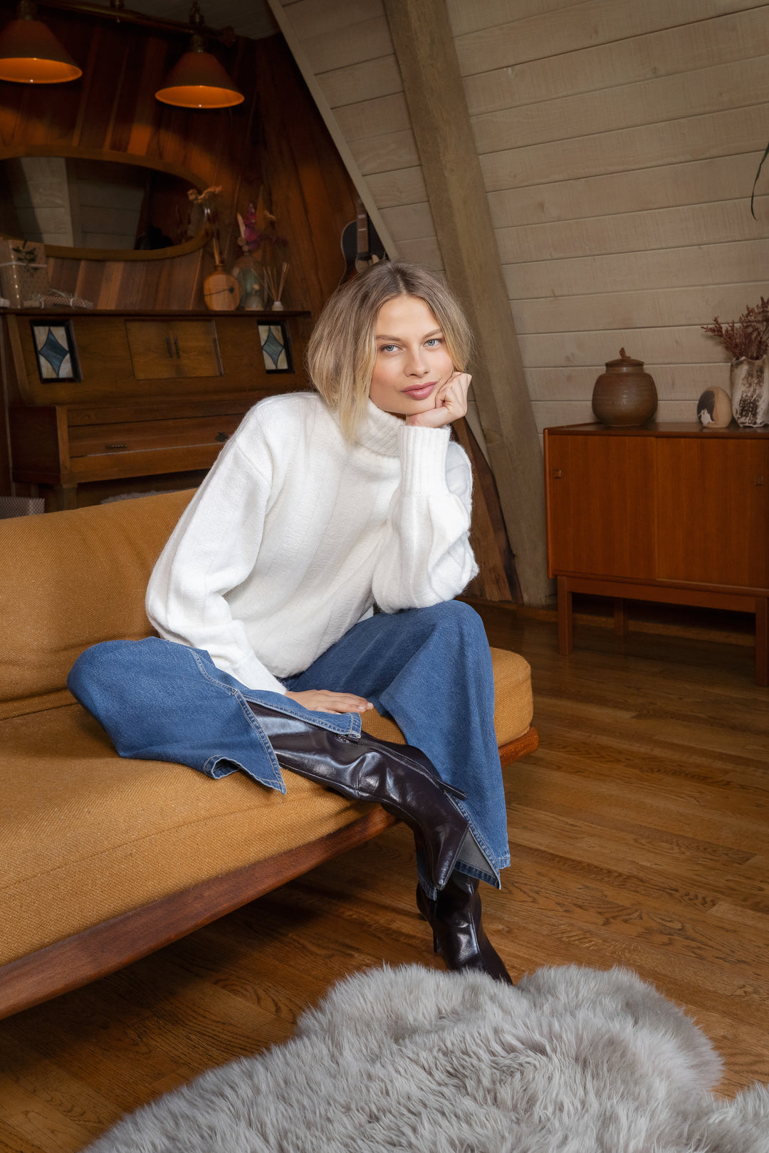 Abrial White Sweater - Sweaters - Velvet Heart Clothing