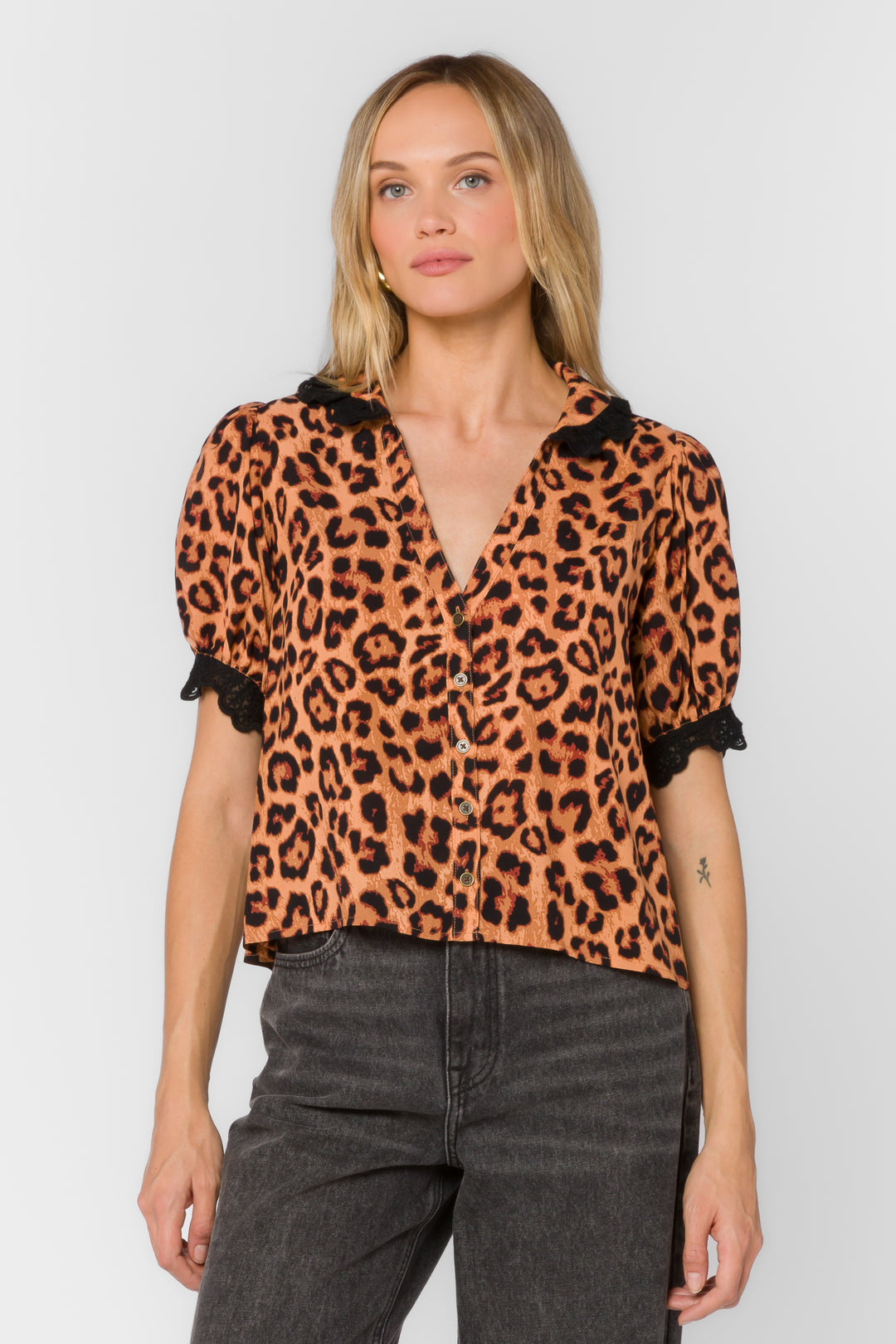 Braelynn Leopard Top - Tops - Velvet Heart Clothing