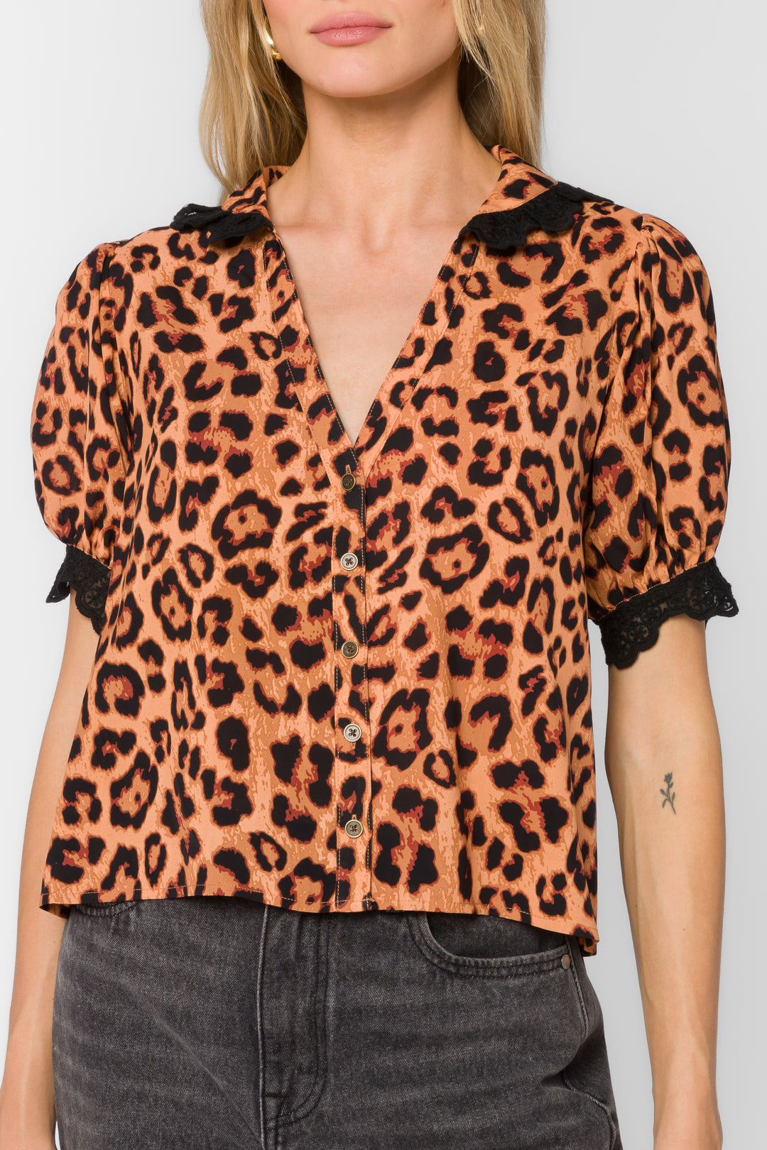 Braelynn Leopard Top - Tops - Velvet Heart Clothing