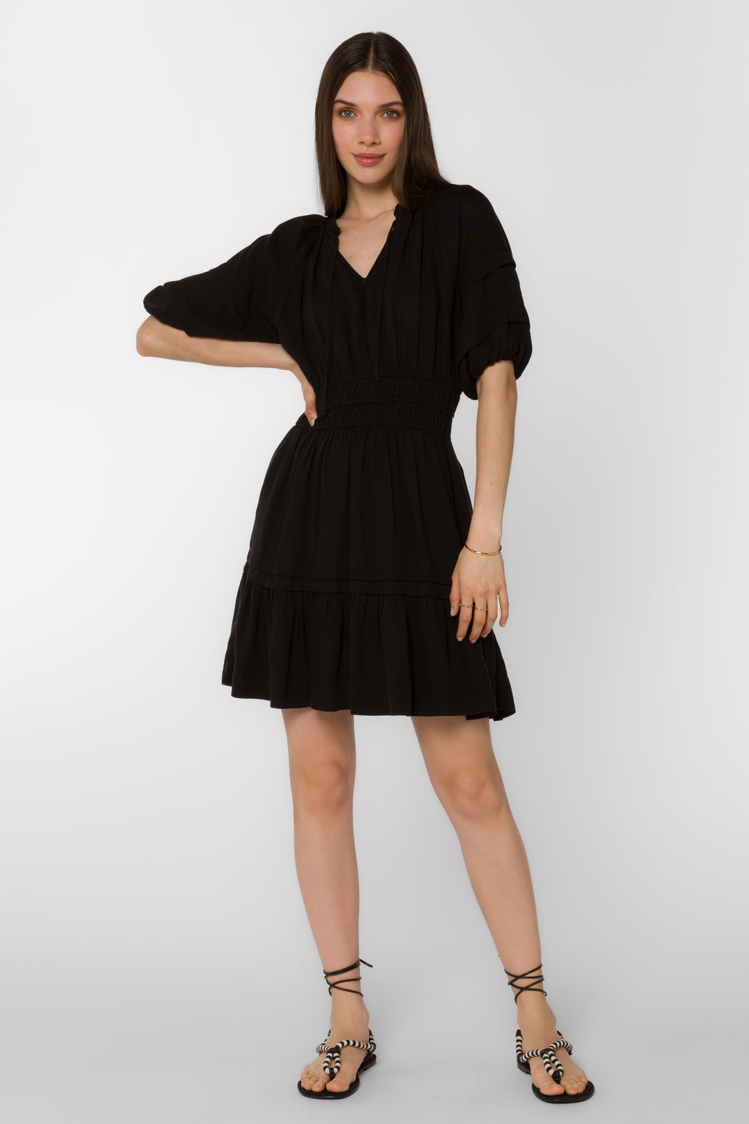Donna Black Dress - Dresses - Velvet Heart Clothing