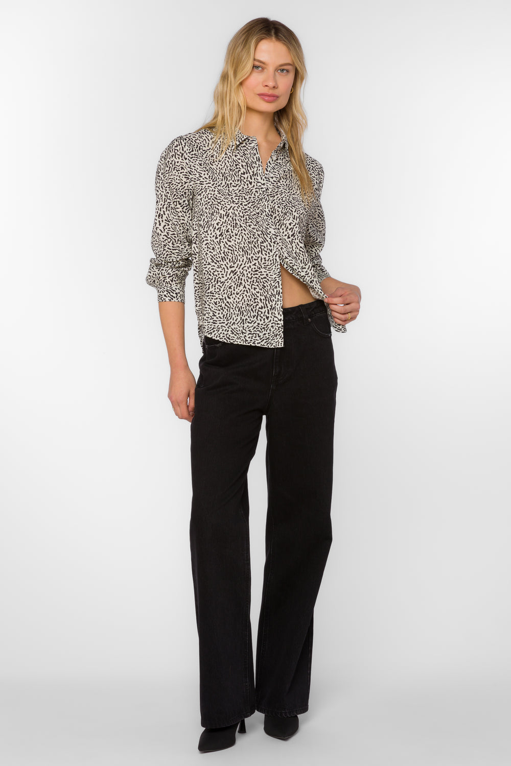 Natalie Snow Leopard Shirt - Tops - Velvet Heart Clothing