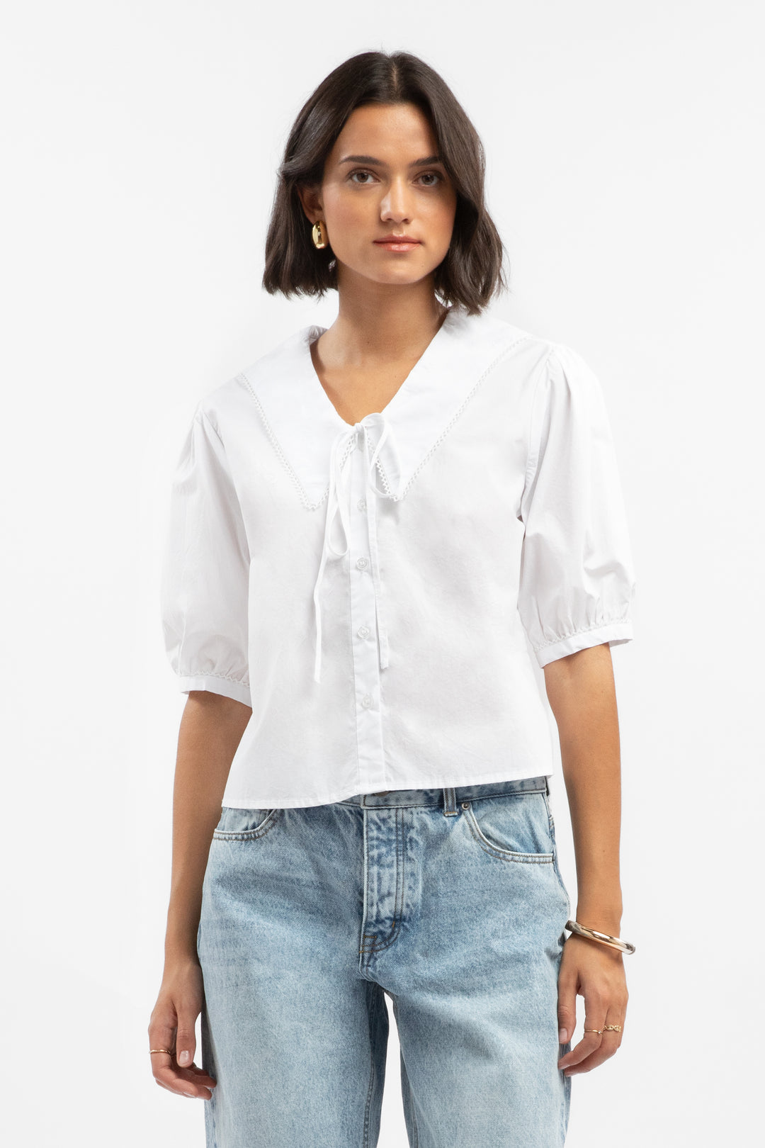 Areli Optic White Top