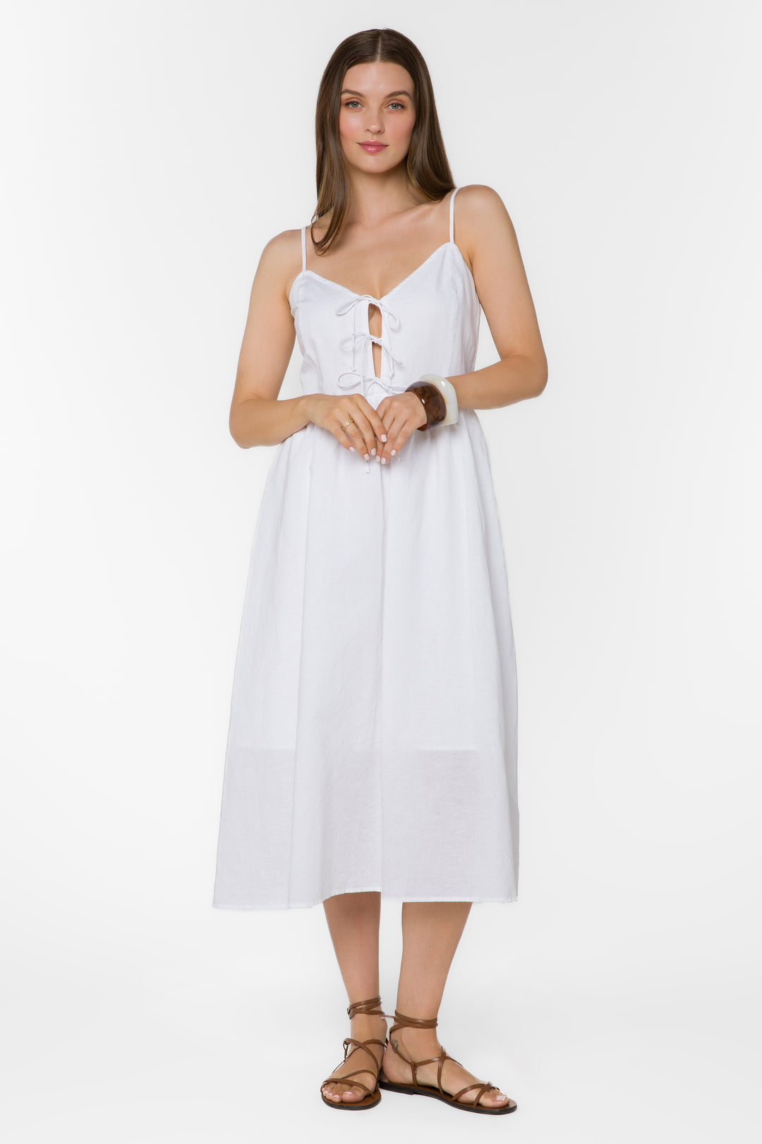 white color dresses for women Mima John Women's Sleeveless Solid Summer Midi Dress, Simple & Casual Everyday Wear,Summer For Women,White Graduation Dress Party Featuring a structured sweetheart neckline and embroidered frill cap sleeves Dresses Tagged "color-white" Velvet