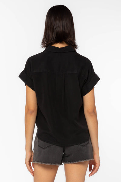 Zuria Black Shirt - Tops - Velvet Heart Clothing